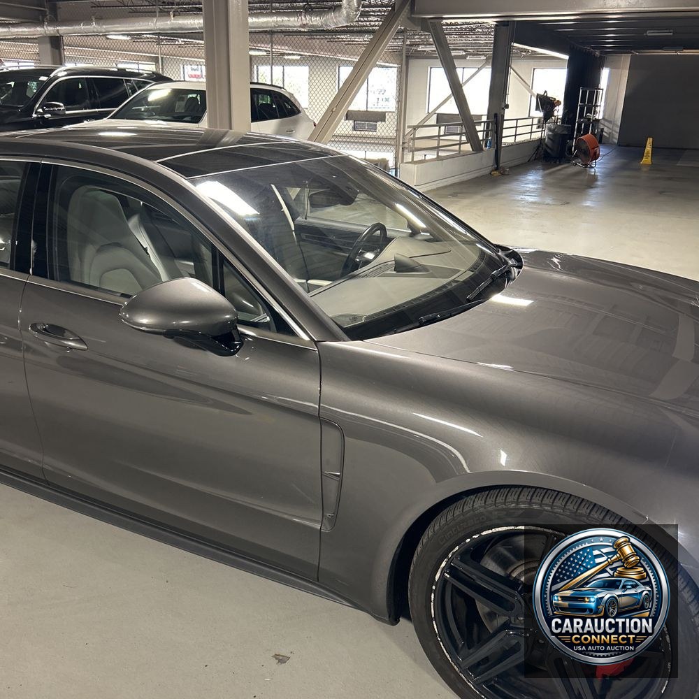 2018 Porsche Panamera Turbo