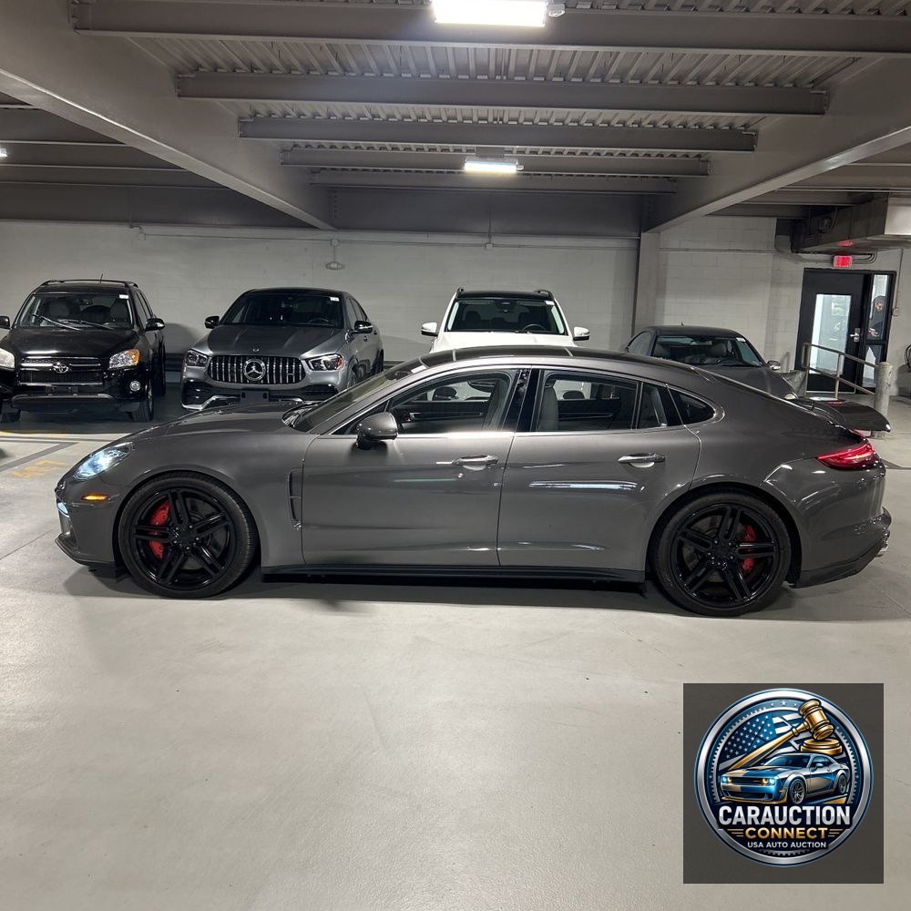 2018 Porsche Panamera Turbo