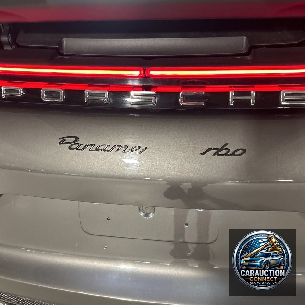 2018 Porsche Panamera Turbo