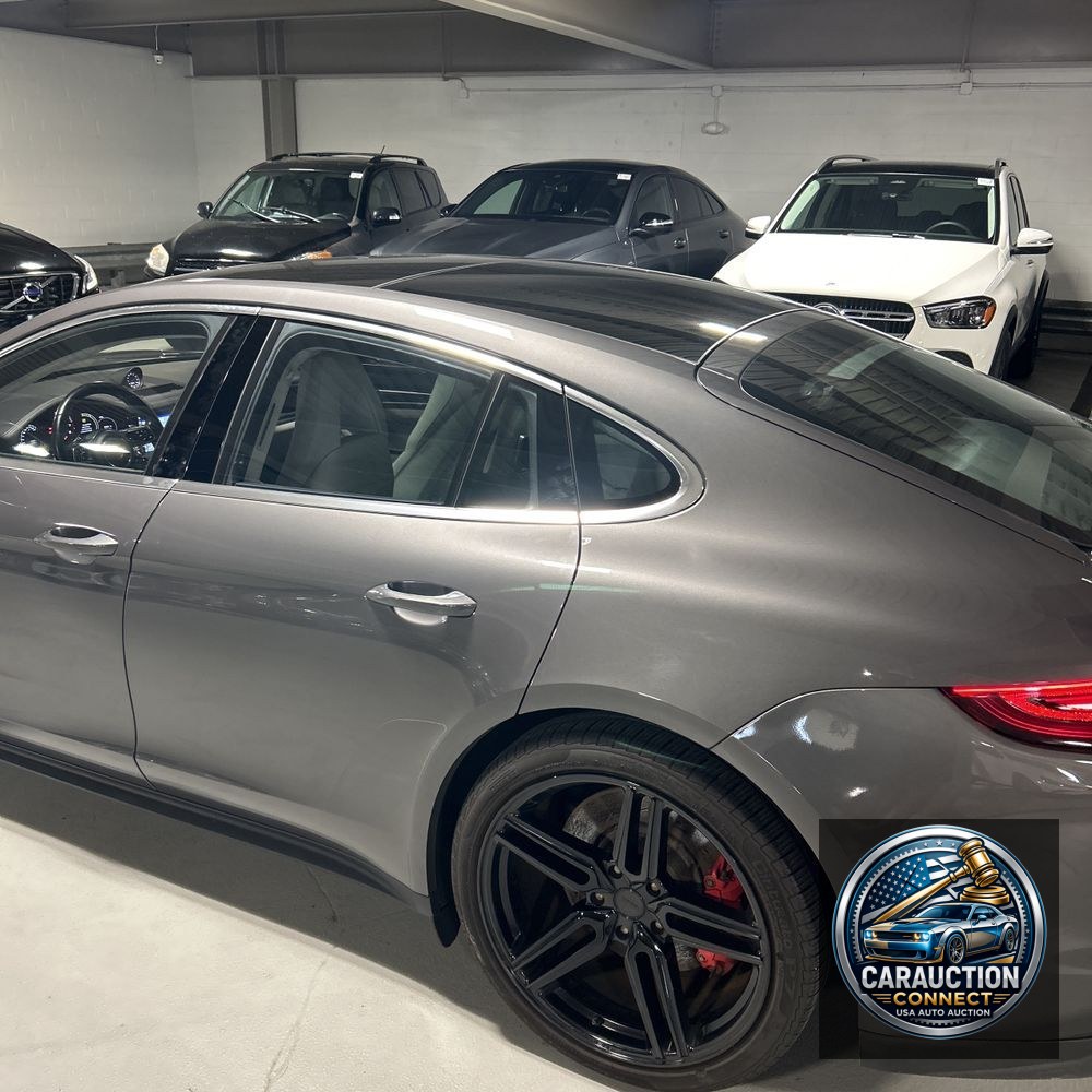 2018 Porsche Panamera Turbo