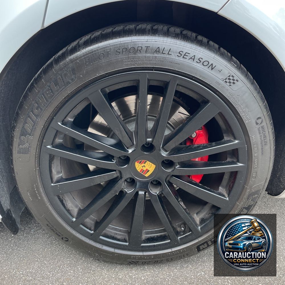 2019 Porsche Panamera GTS