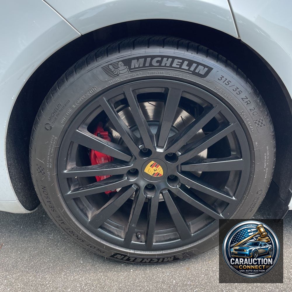 2019 Porsche Panamera GTS