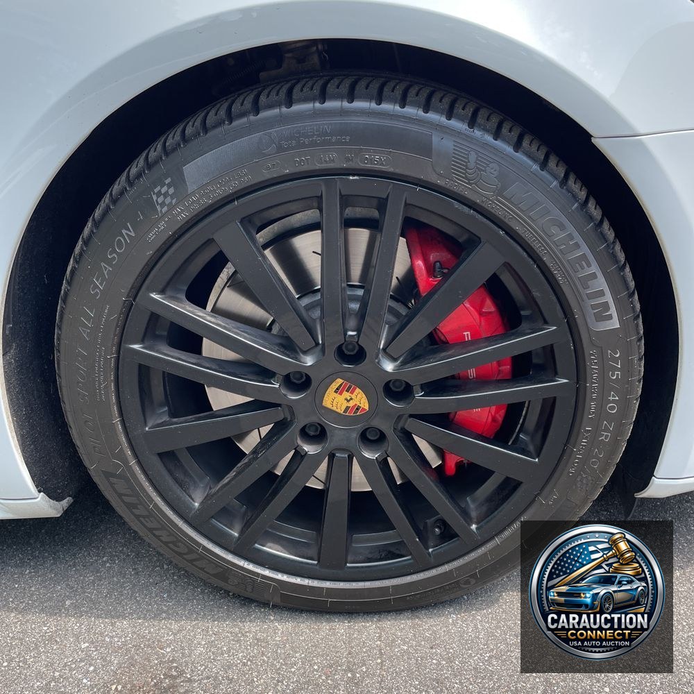 2019 Porsche Panamera GTS