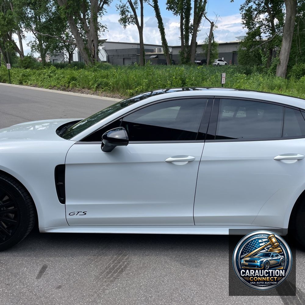 2019 Porsche Panamera GTS