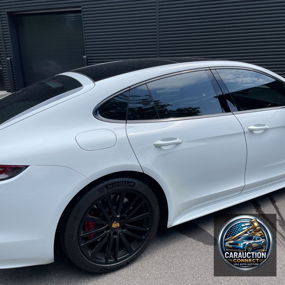 2019 Porsche Panamera GTS