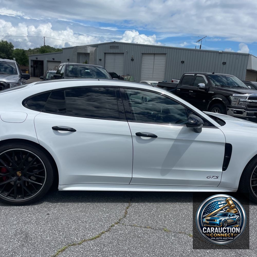 2019 Porsche Panamera GTS