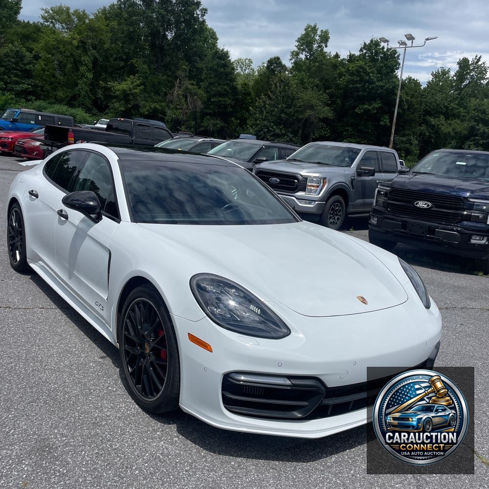 2019 Porsche Panamera GTS