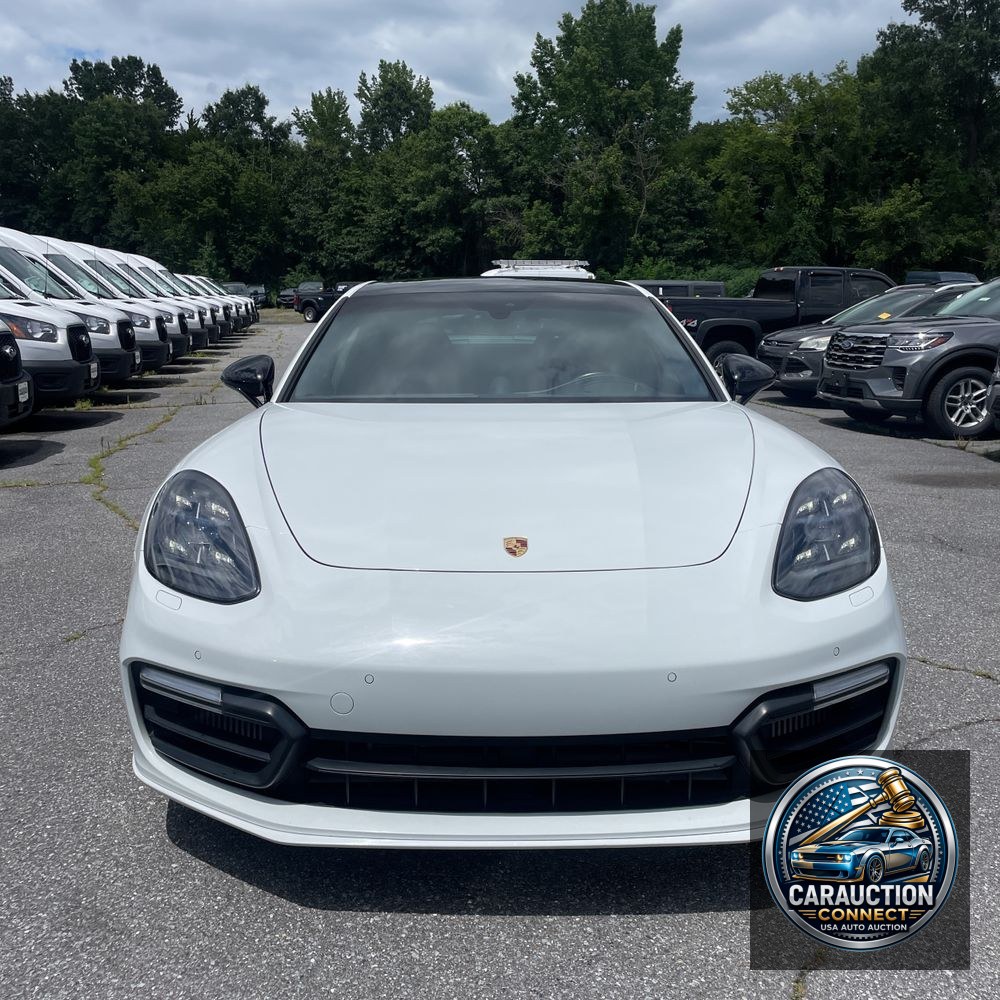 2019 Porsche Panamera GTS