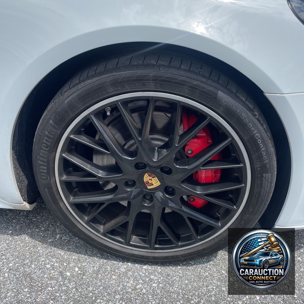 2019 Porsche Panamera GTS