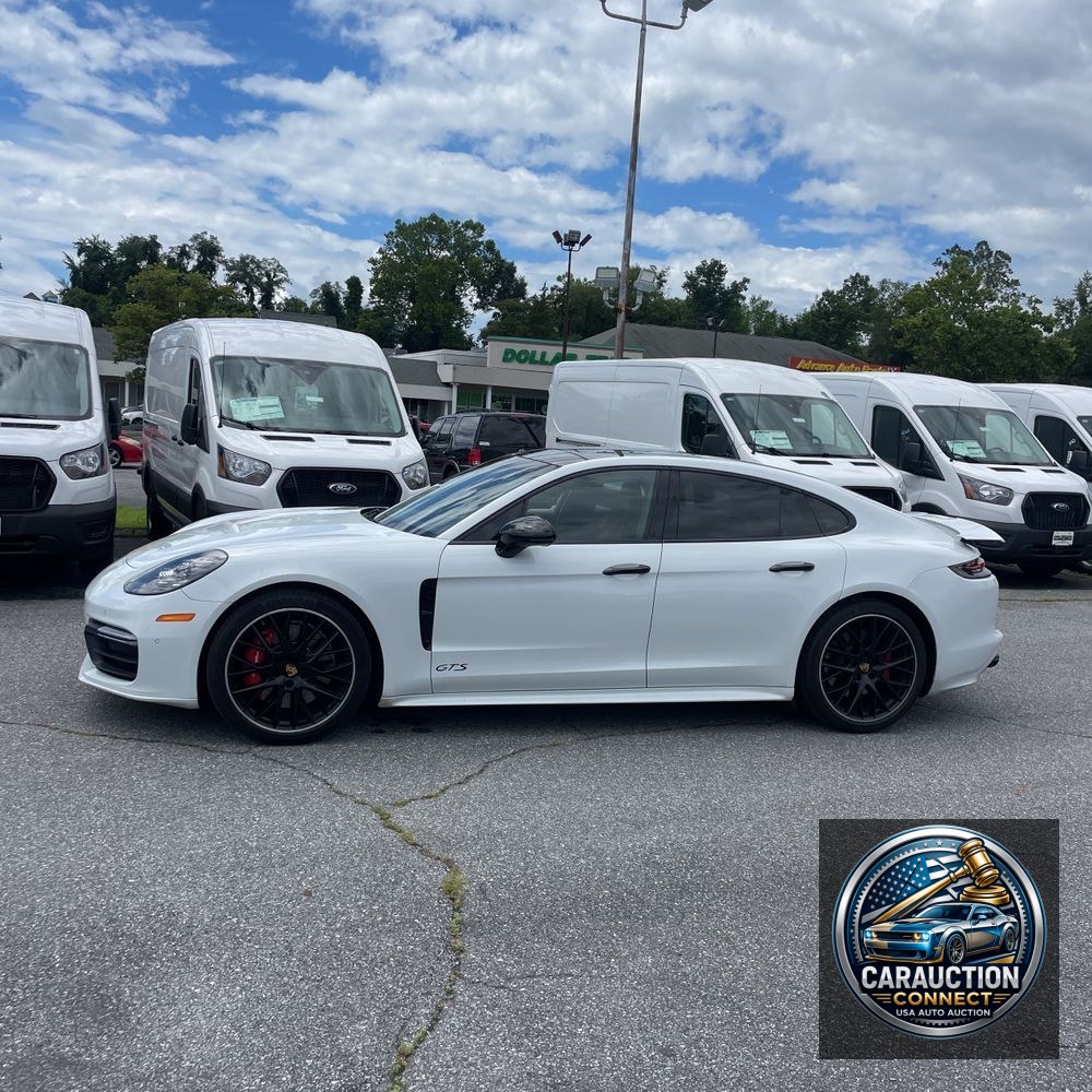 2019 Porsche Panamera GTS