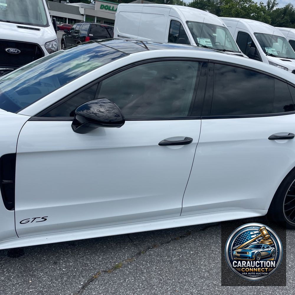 2019 Porsche Panamera GTS