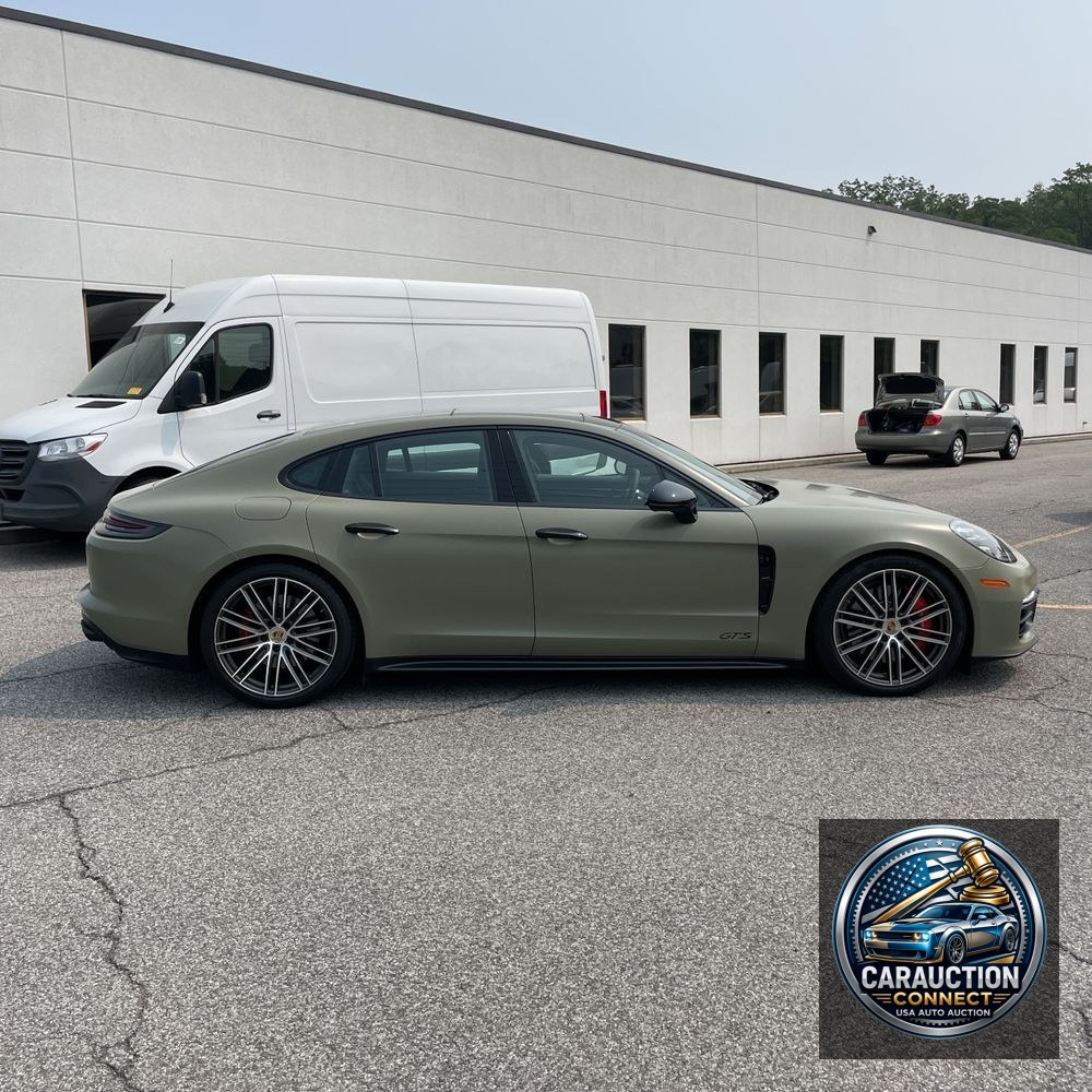 2019 Porsche Panamera GTS
