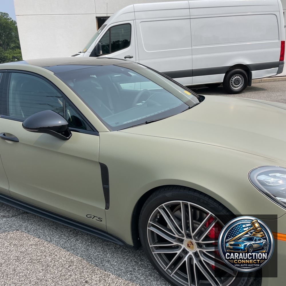 2019 Porsche Panamera GTS