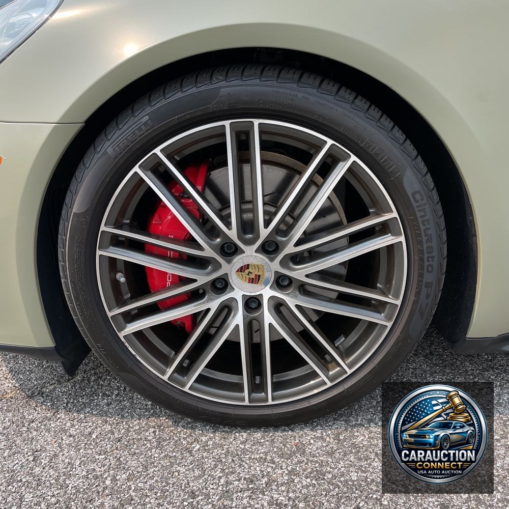 2019 Porsche Panamera GTS