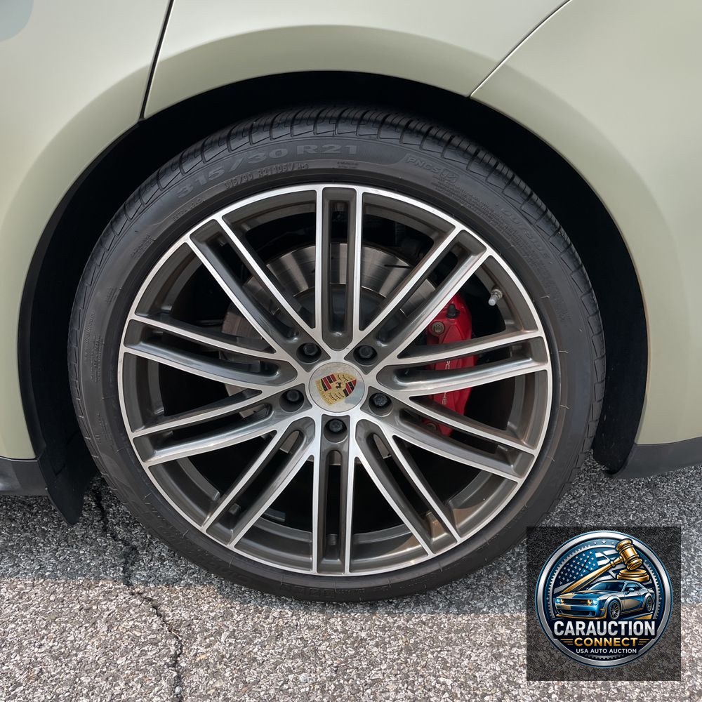 2019 Porsche Panamera GTS