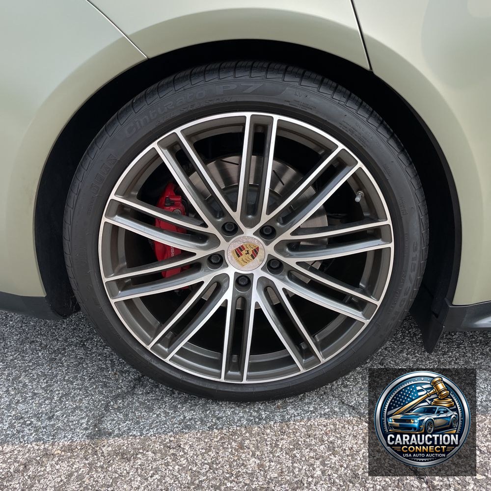 2019 Porsche Panamera GTS