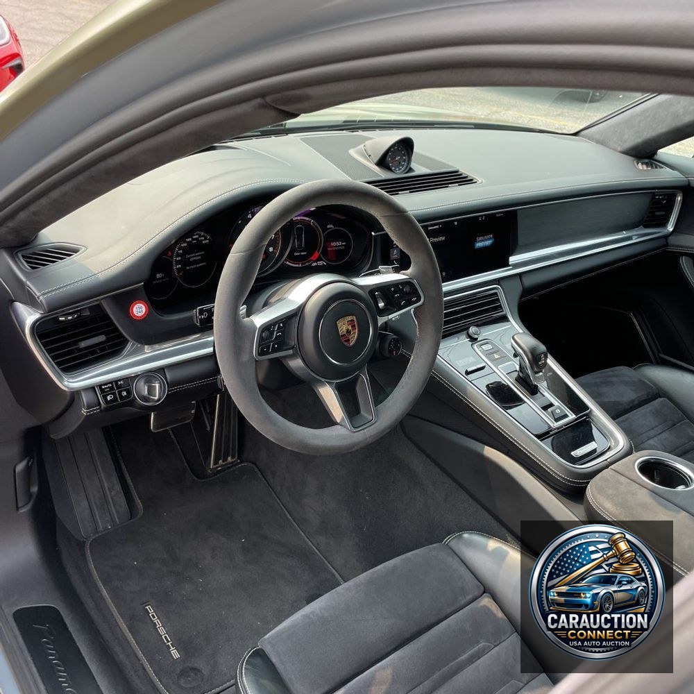 2019 Porsche Panamera GTS