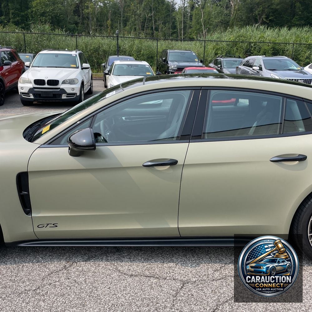 2019 Porsche Panamera GTS