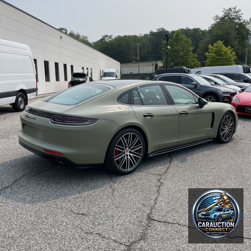 2019 Porsche Panamera GTS