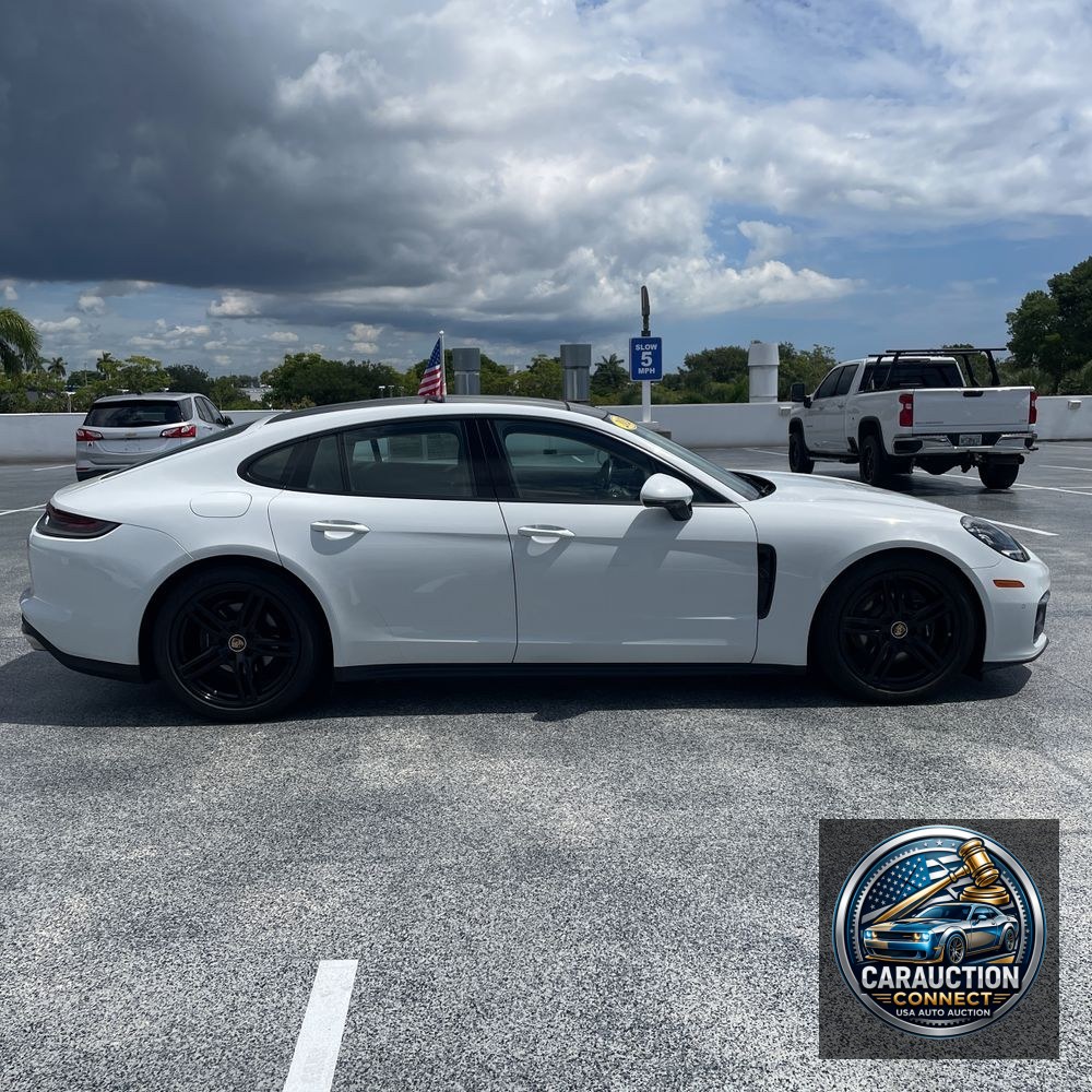 2021 Porsche Panamera 4