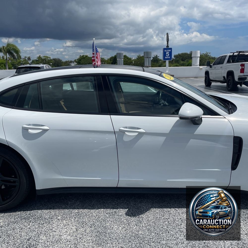2021 Porsche Panamera 4