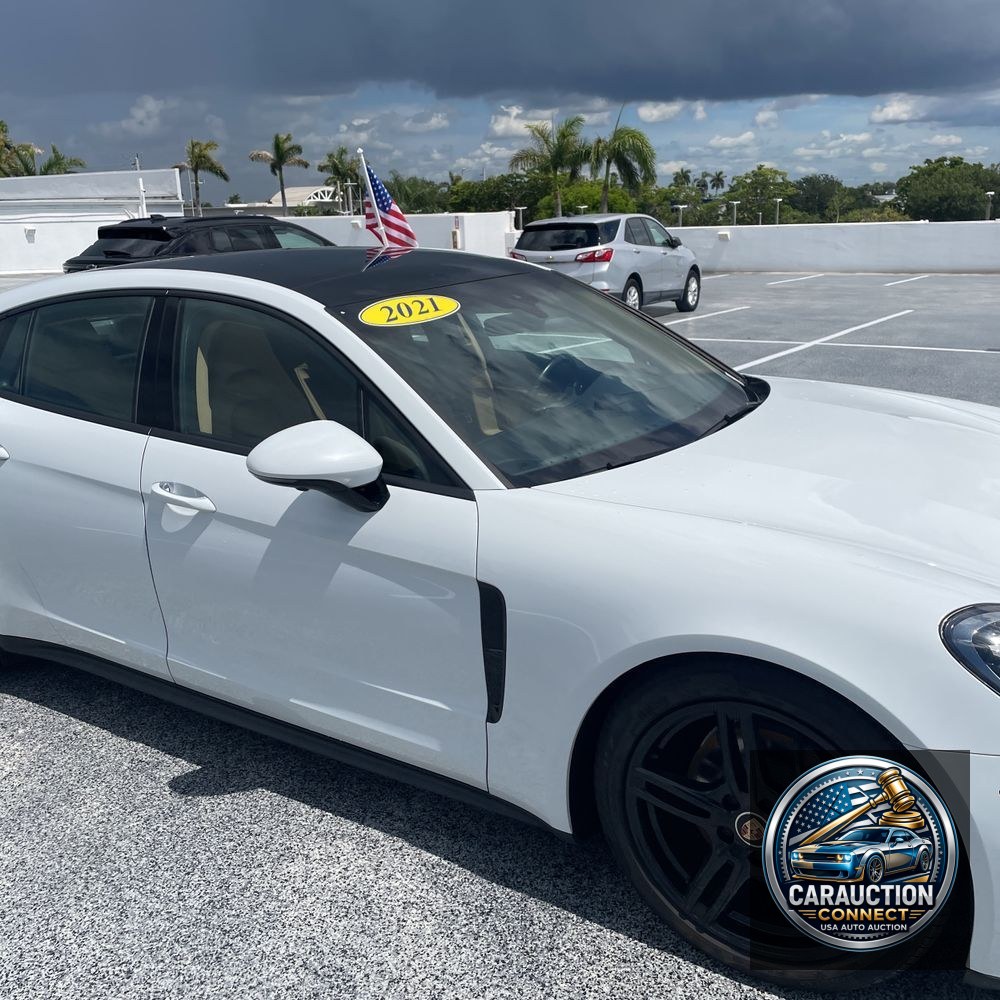 2021 Porsche Panamera 4