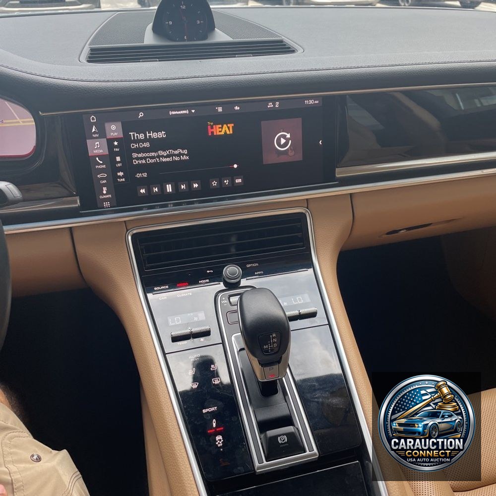 2021 Porsche Panamera 4