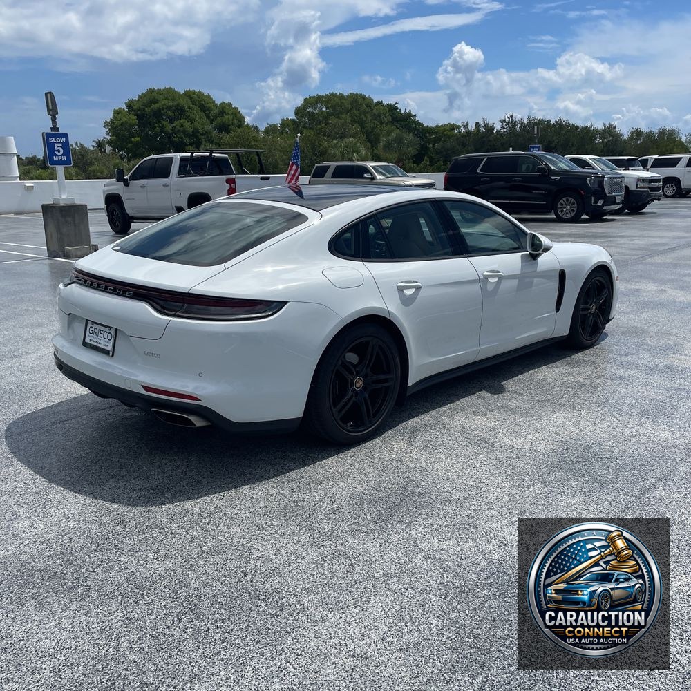 2021 Porsche Panamera 4