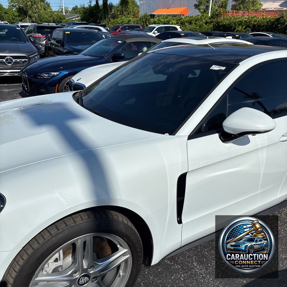 2021 Porsche Panamera Base