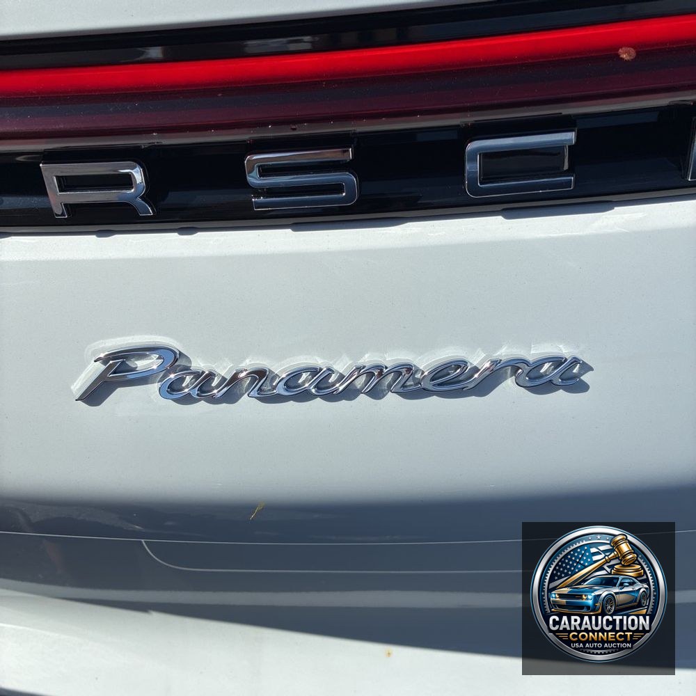 2021 Porsche Panamera Base