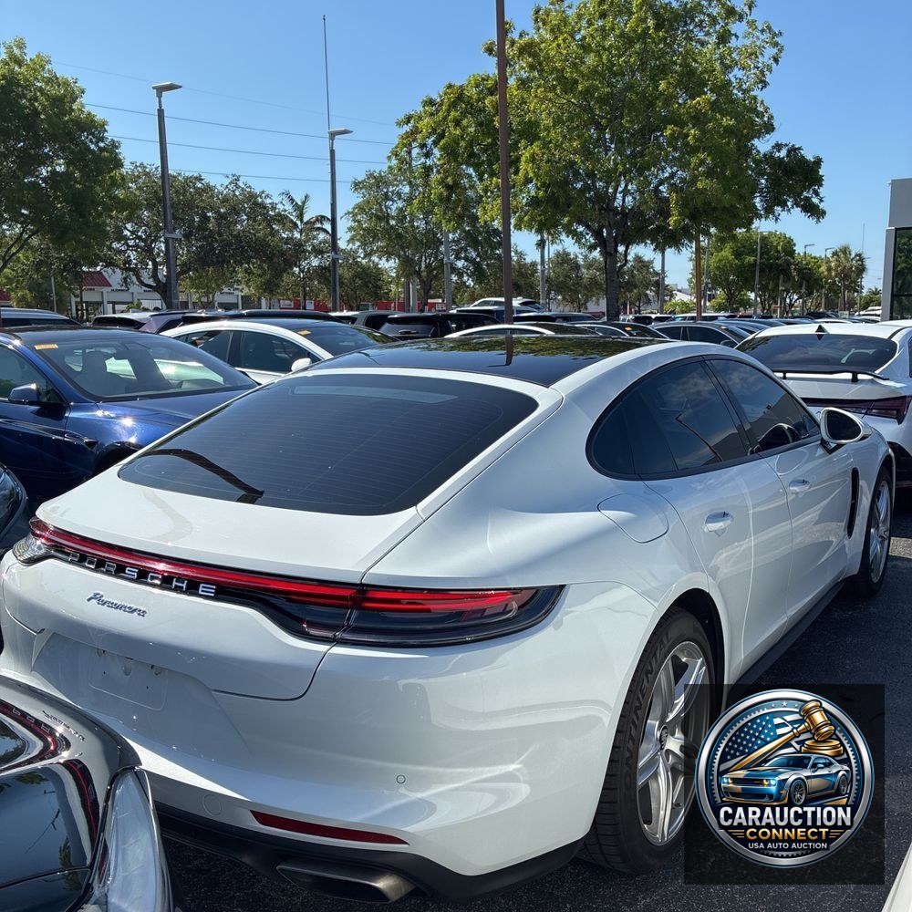 2021 Porsche Panamera Base