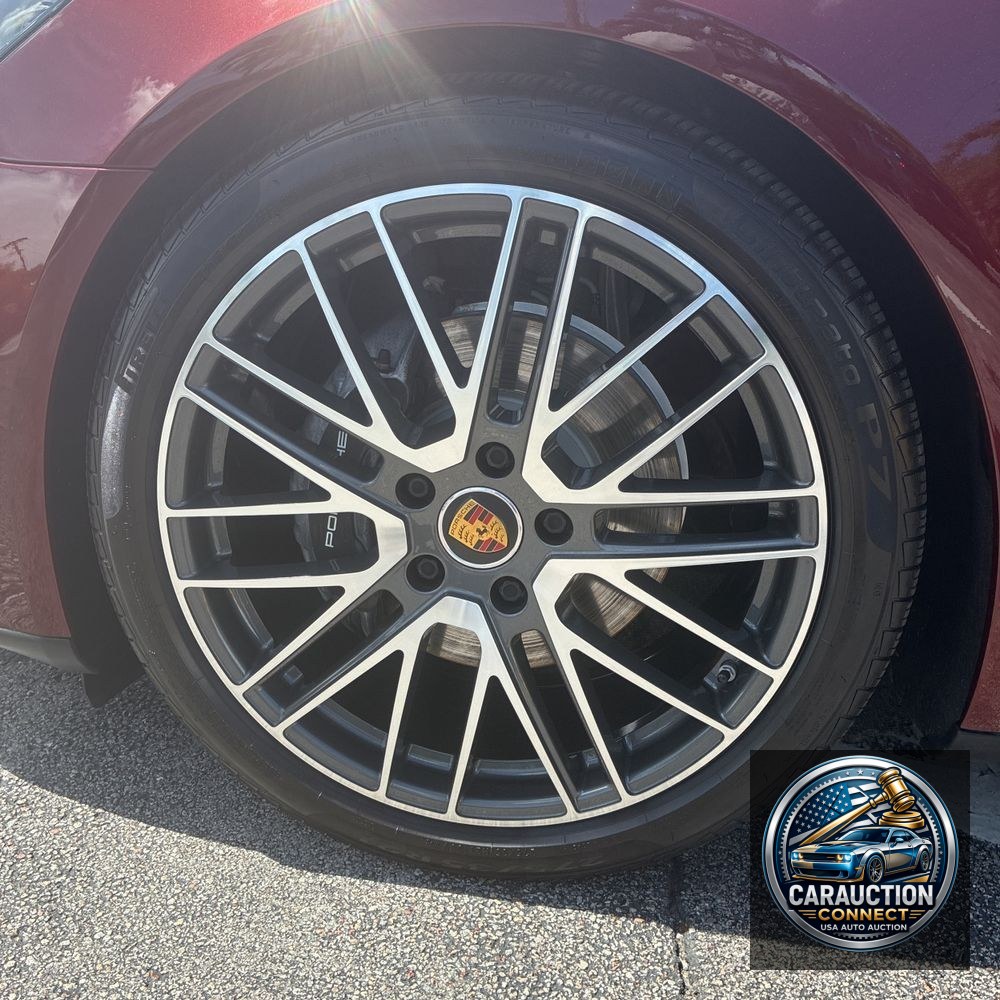2021 Porsche Panamera 4