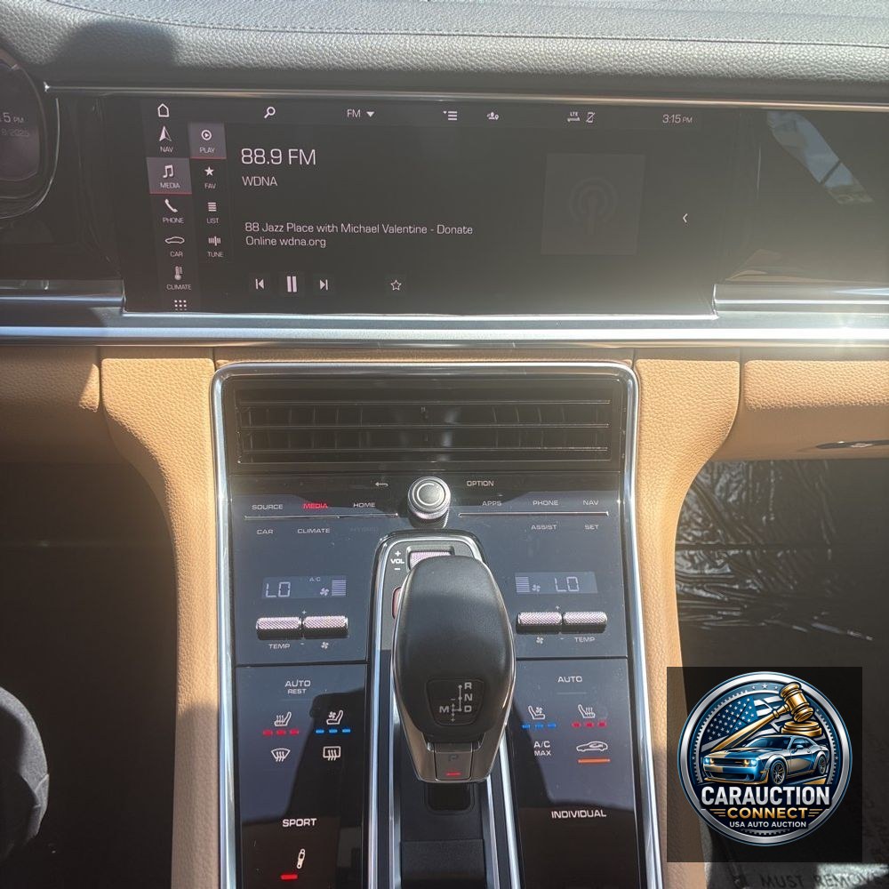 2021 Porsche Panamera 4