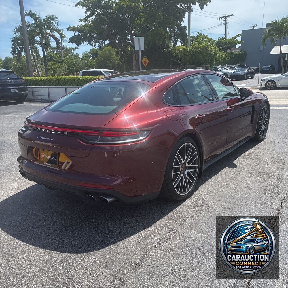 2021 Porsche Panamera 4