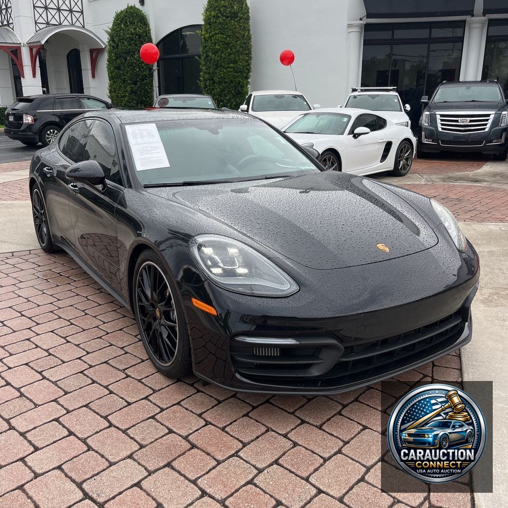2022 Porsche Panamera 4