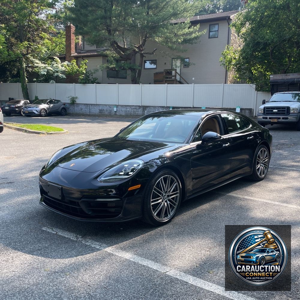 2022 Porsche Panamera Base