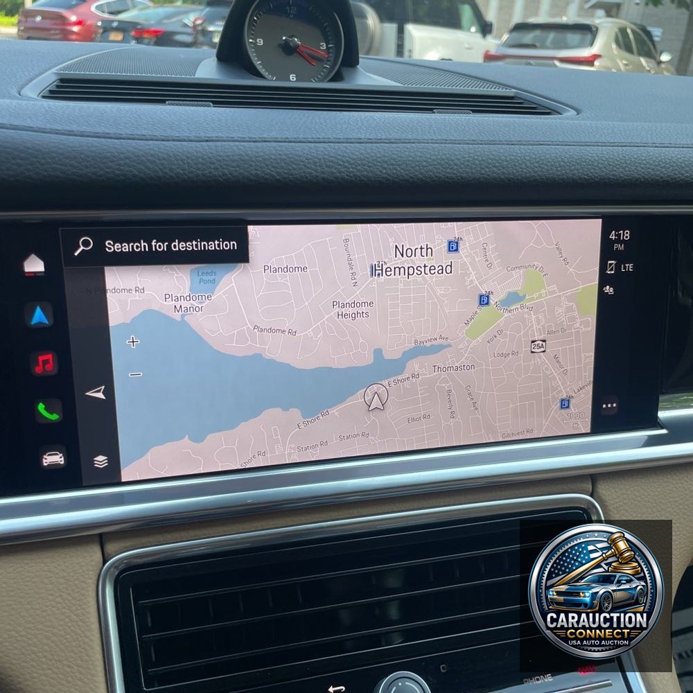 2022 Porsche Panamera Base