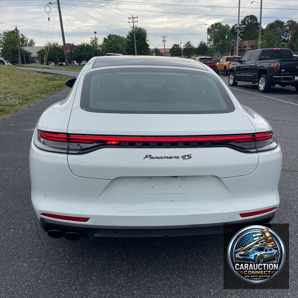 2021 Porsche Panamera 4S Executive