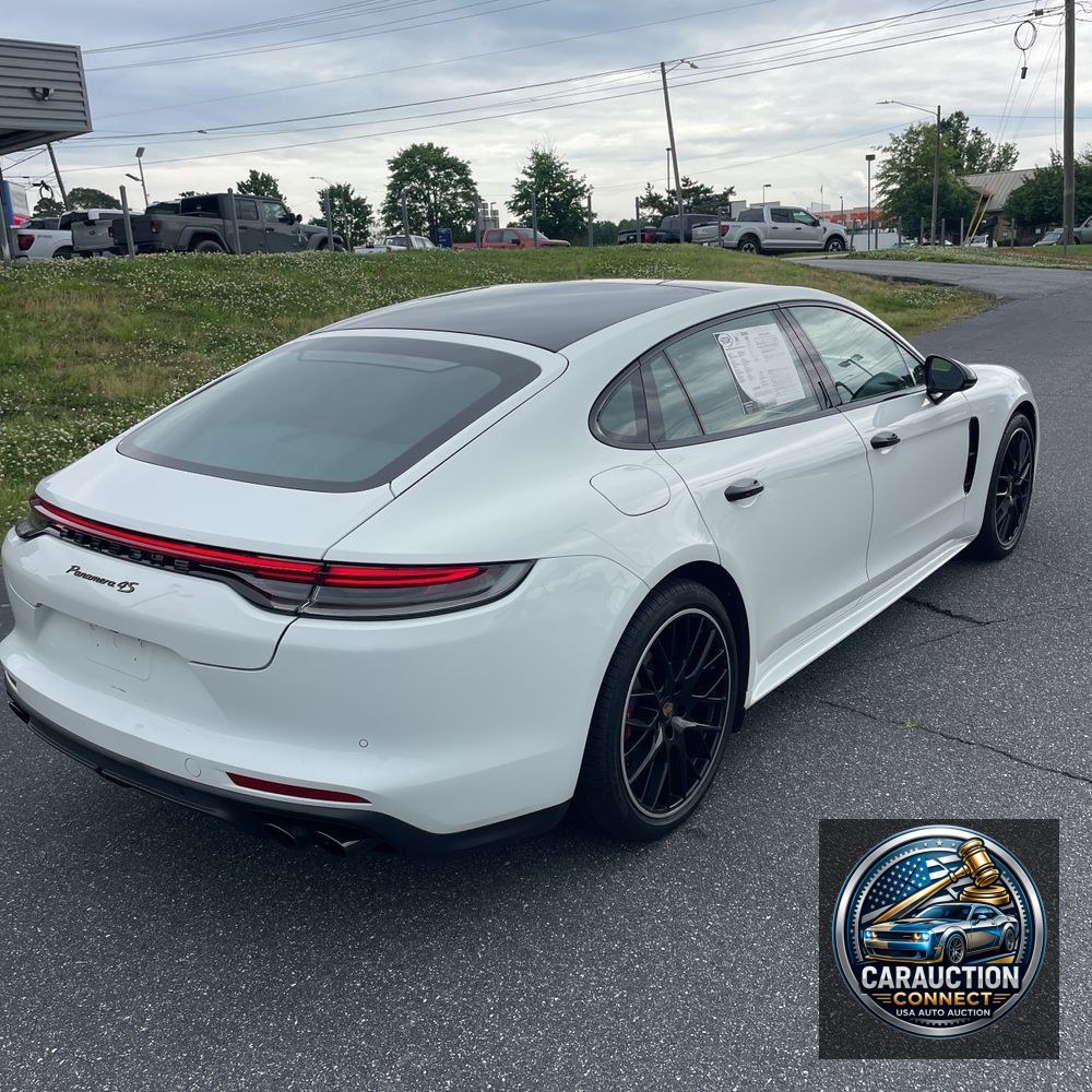 2021 Porsche Panamera 4S Executive