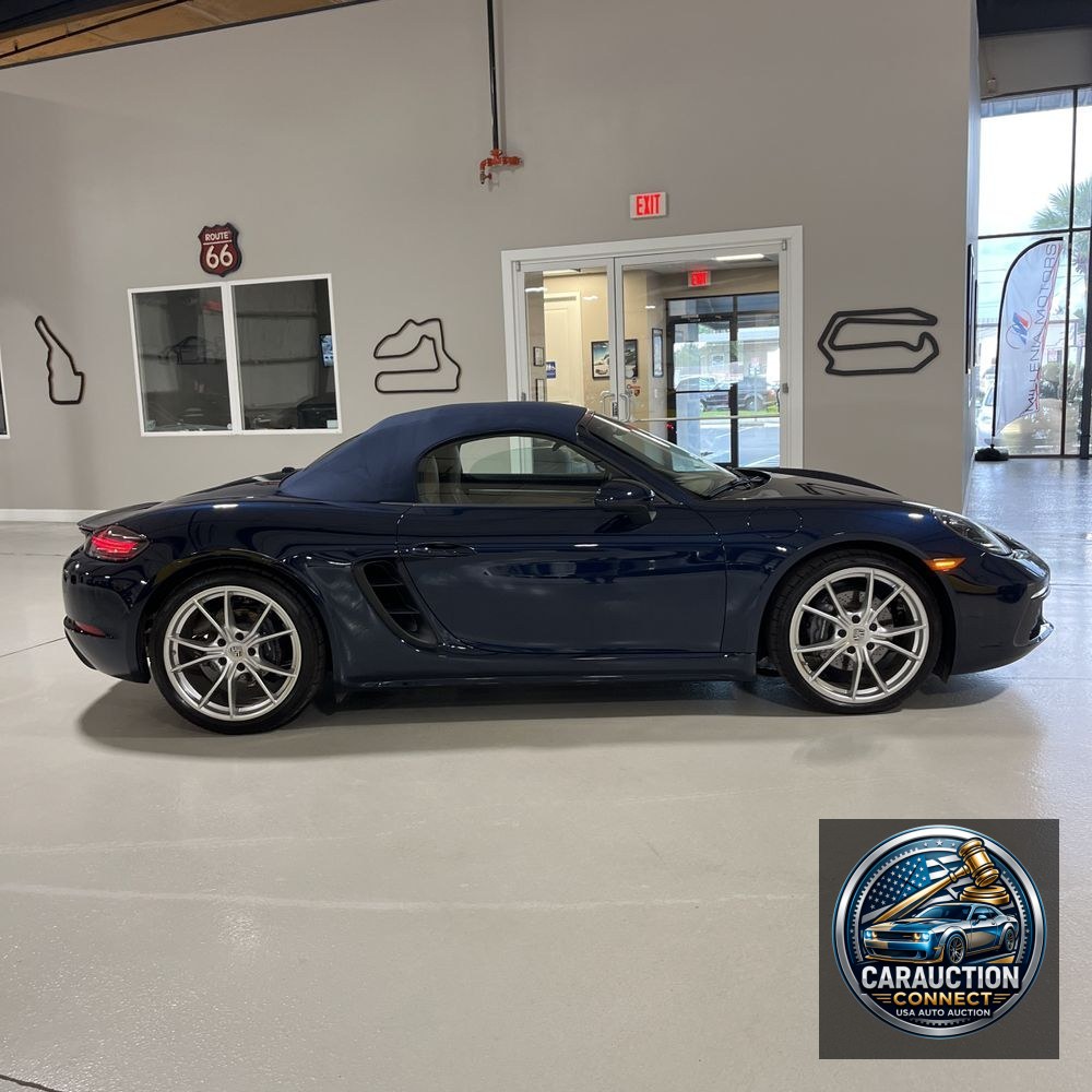 2021 Porsche 718 Boxster Base