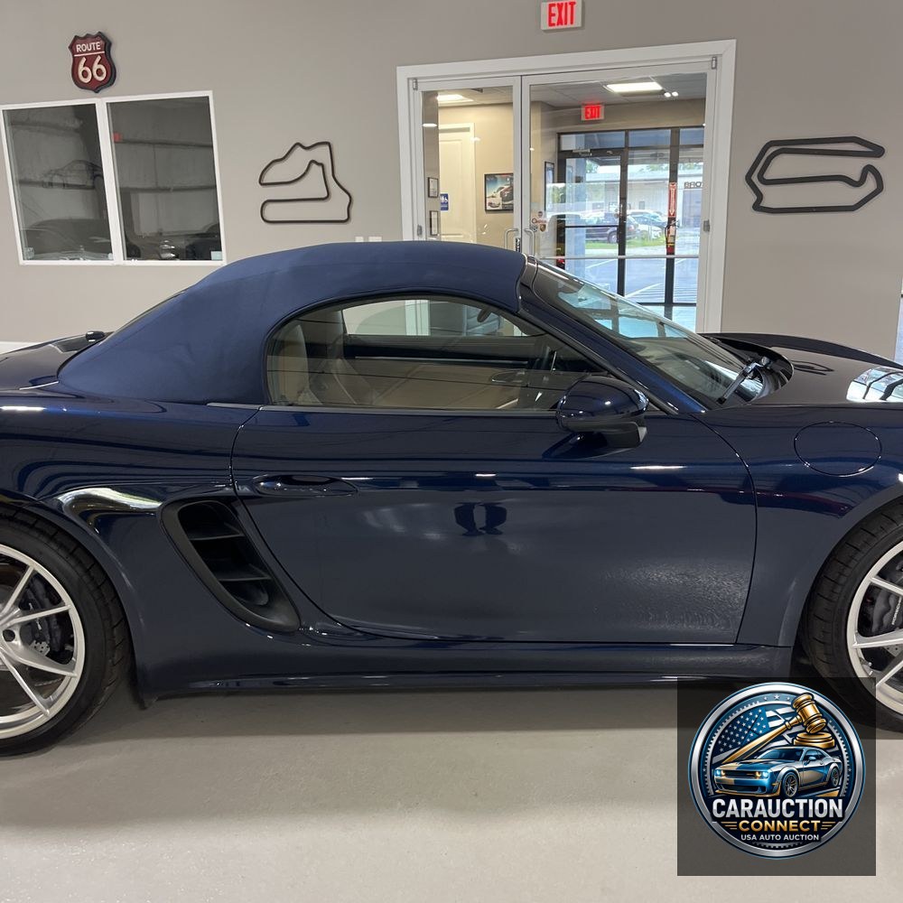 2021 Porsche 718 Boxster Base