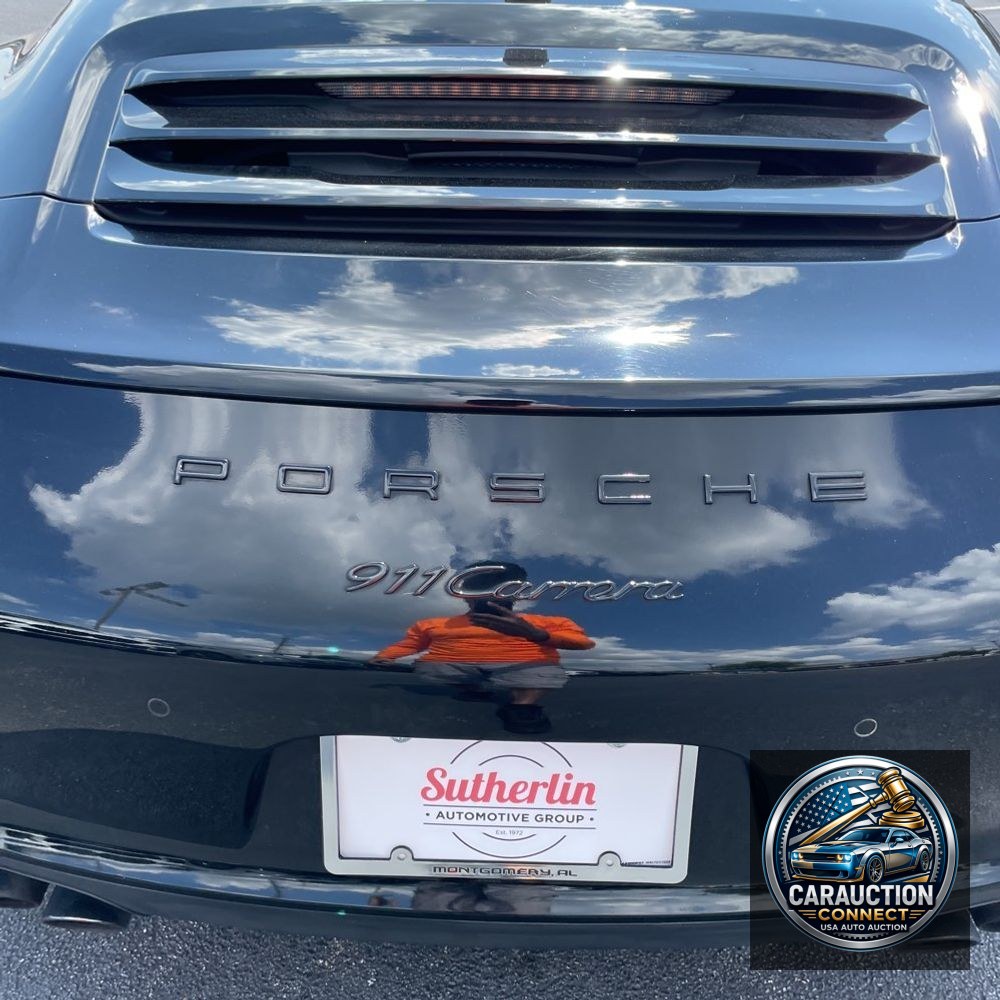 2015 Porsche 911 Carrera