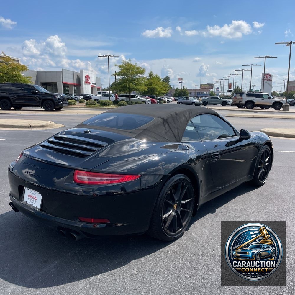 2015 Porsche 911 Carrera