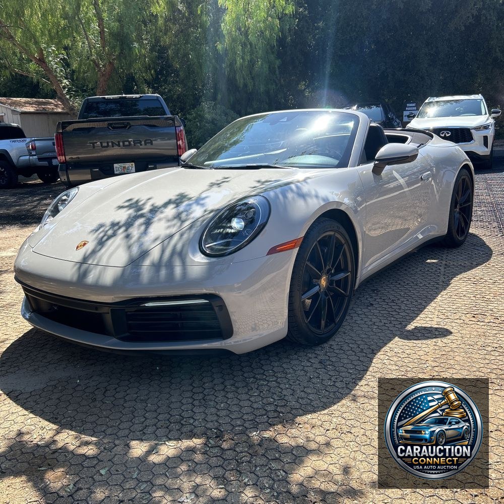 2021 Porsche 911 Carrera