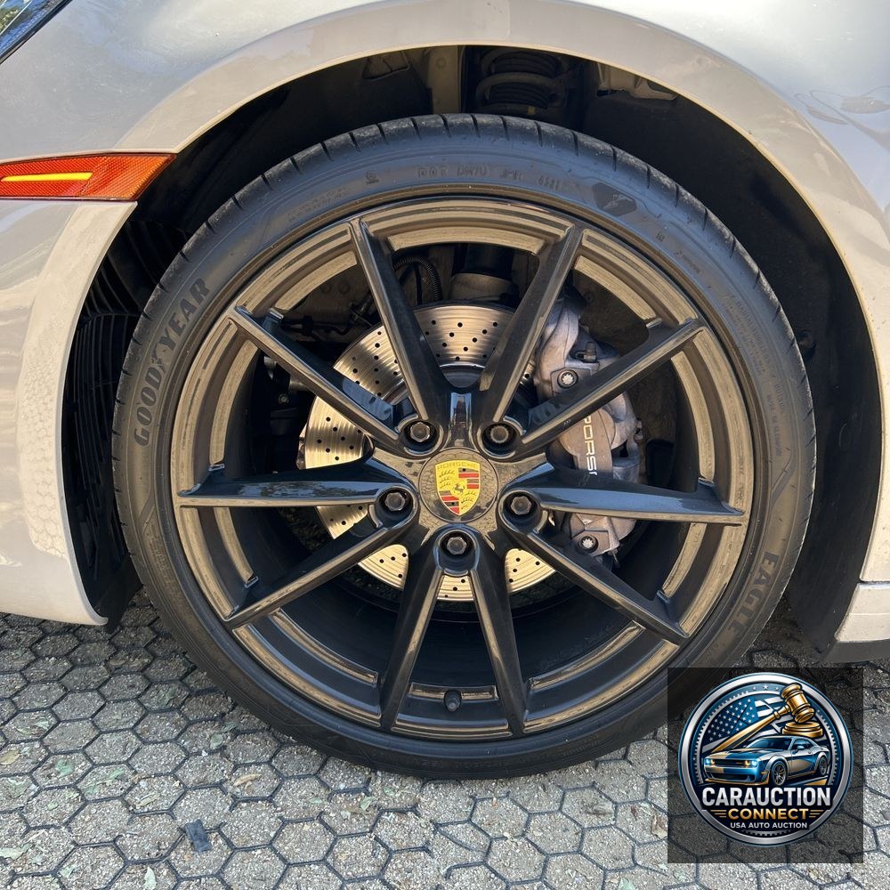 2021 Porsche 911 Carrera