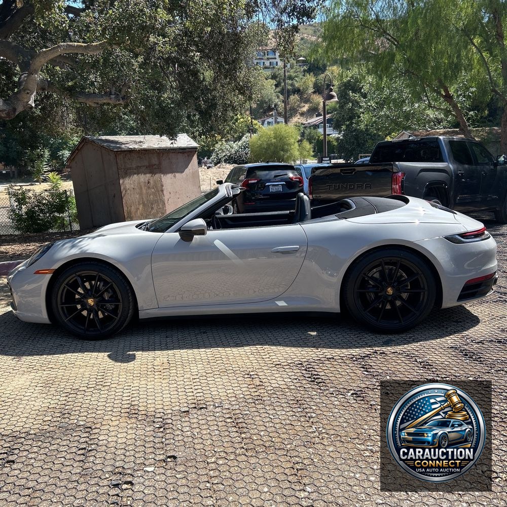 2021 Porsche 911 Carrera