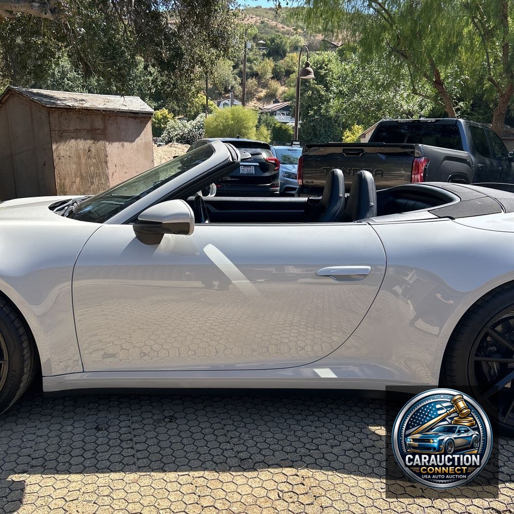2021 Porsche 911 Carrera