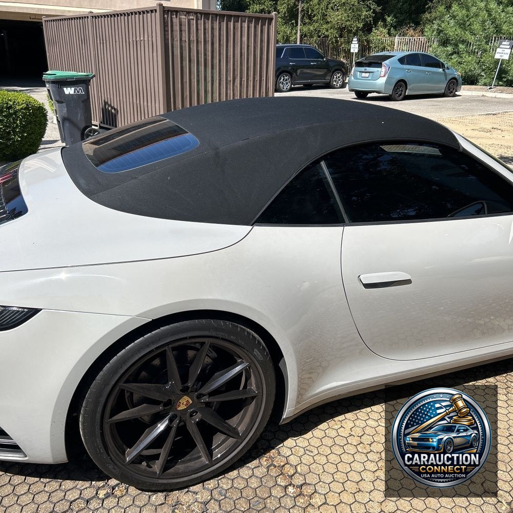 2021 Porsche 911 Carrera