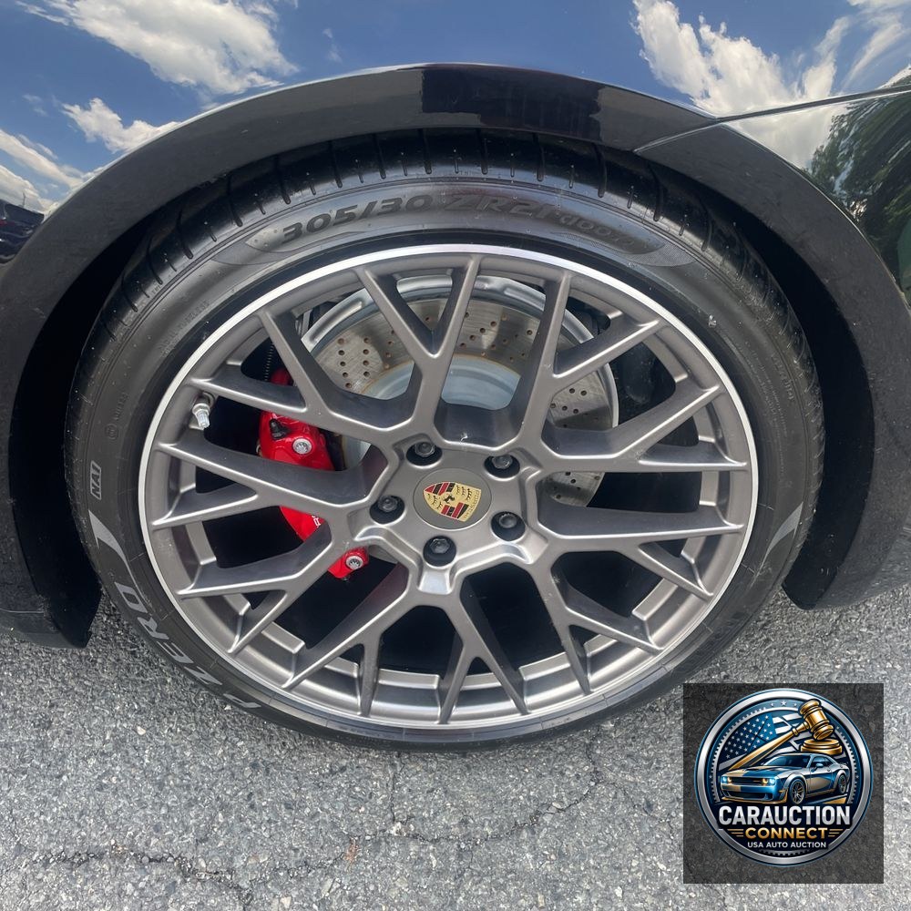 2020 Porsche 911 Carrera 4S