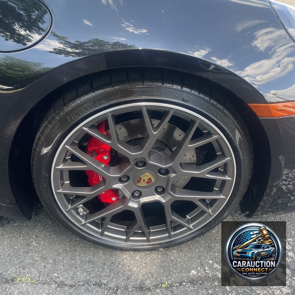 2020 Porsche 911 Carrera 4S
